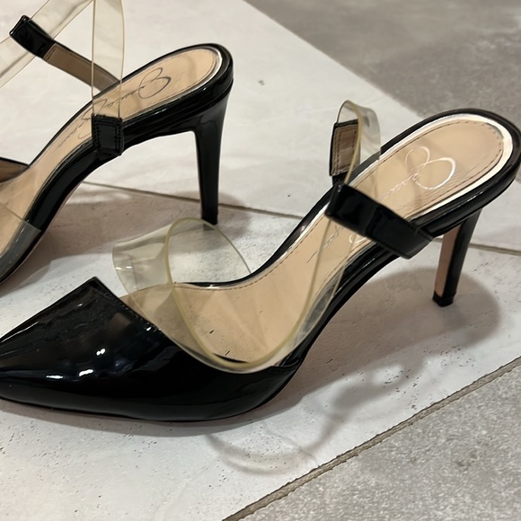 Gently worn open pump - Picture 3 of 4